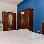 New Apartment Close To Metro Station - City Center