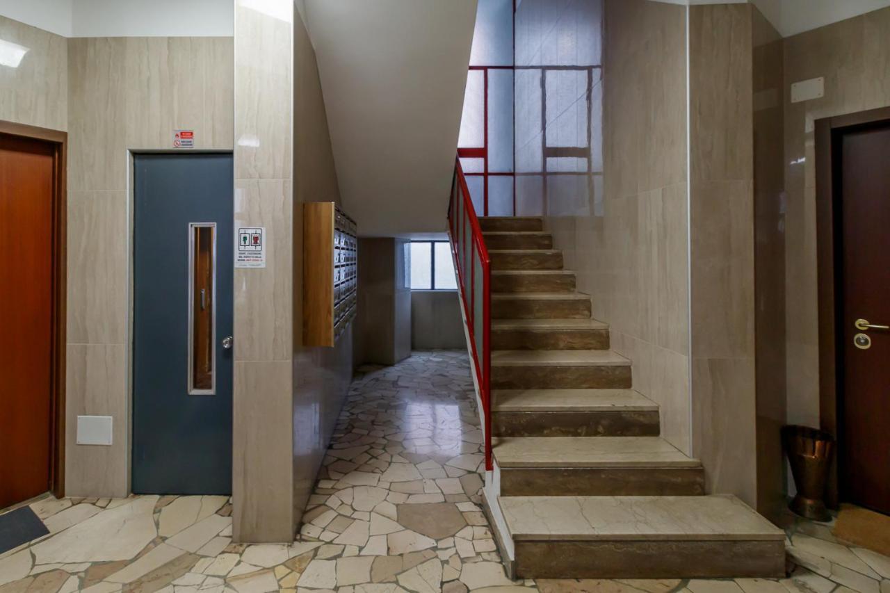 Apartment New Close To Metro Station - City Center