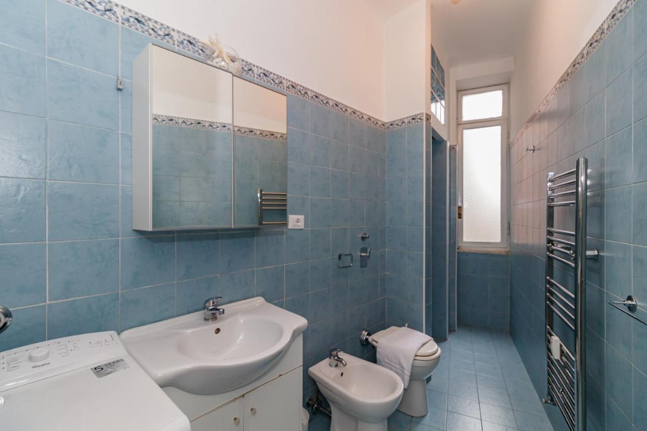 New Close To Metro Station - City Center Apartment